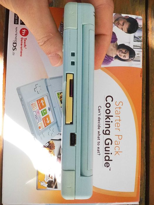 Nintendo DS с модул за SD карта