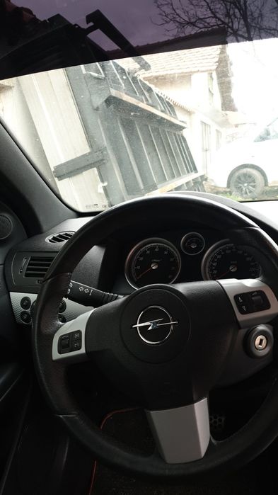 Opel astra 1.6AHC 105кс 77kw GTC за части