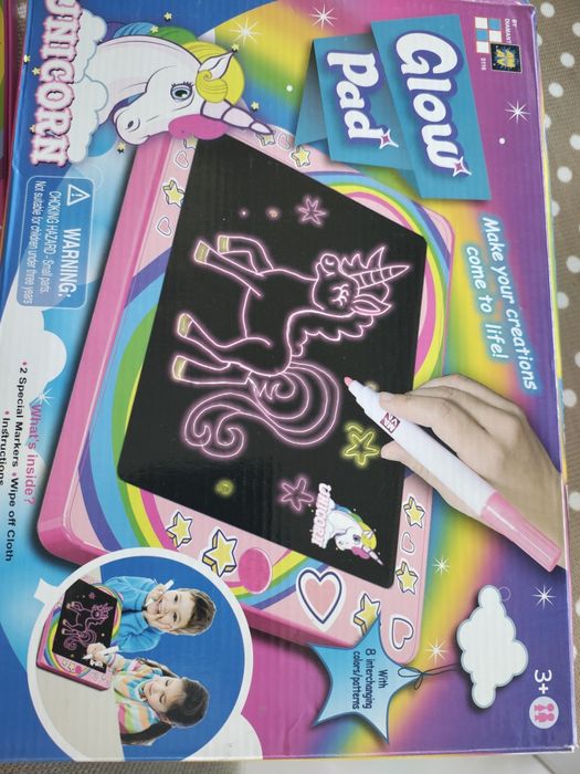 Светеща дъска за рисуване Premium Glow Pad