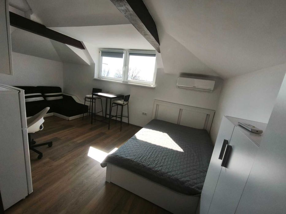 Дава се под наем Едностаен апартамент в Варна, Гръцка махала - 30 кв.м за 357 € - Снимка #6