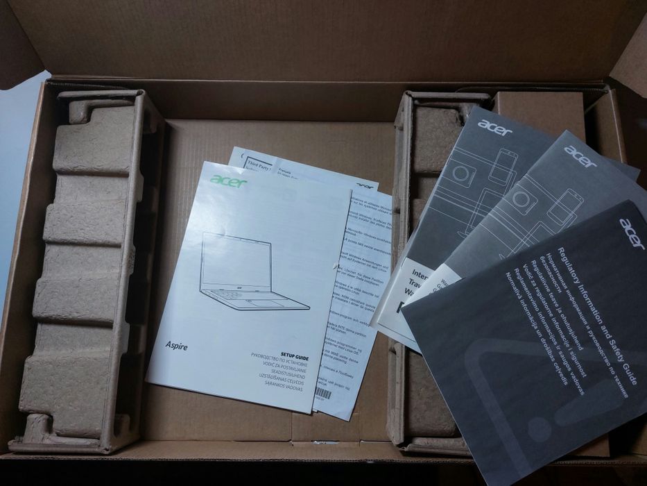 Ноутбук сатылады