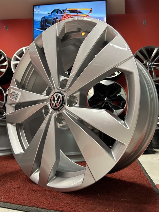 Джанти 18 цола 5х112 VW ID3 Golf 6 7 8 Passat Touran Skoda Octavia Seat Оригинални