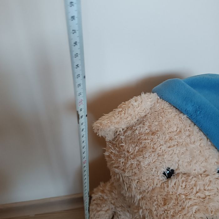 Голям плюшен мечок