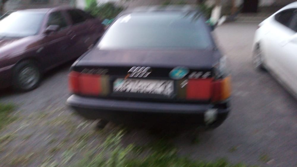 Ауди 100 с 4 год 1992
