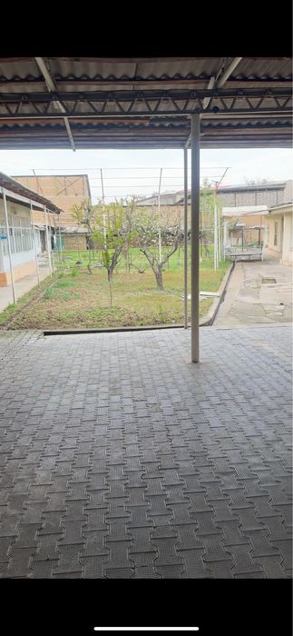 Yunsobod 2 kv uy sotiladi yer xsobda