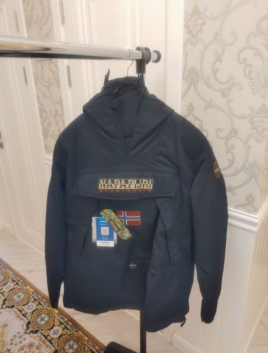 А-норак Napapijri Skidoo.