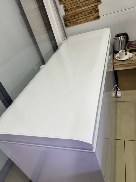 Продам срочно морозильное камера