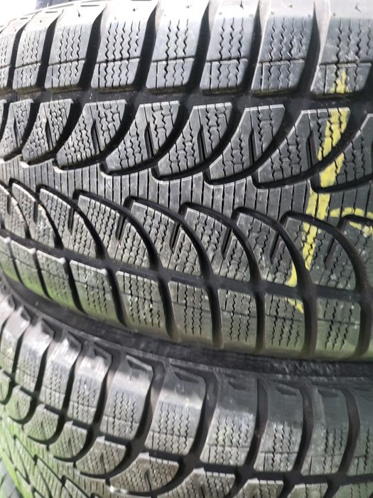 4 бр зимни 235/60/18 Bridgestone