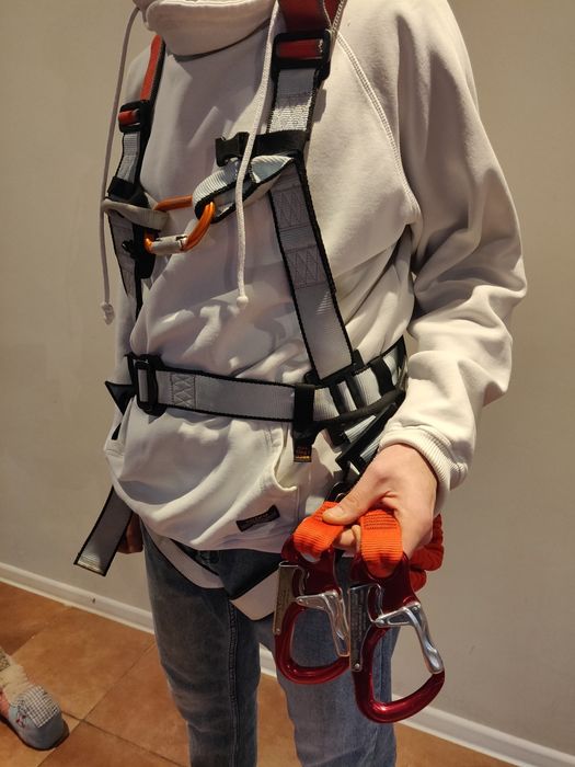 Ham alpinism utilitar WÜRTH + lonjă de asigurare – stare foarte bună