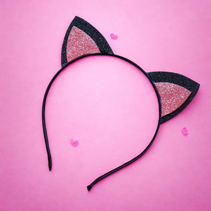 Атрибуты для образа на вечеринку.