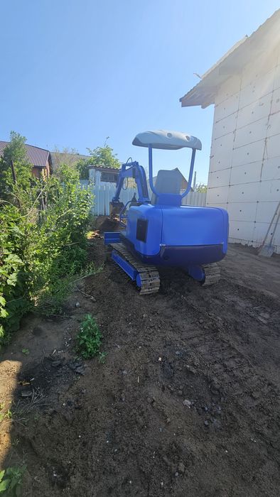 мини  Эксковатор