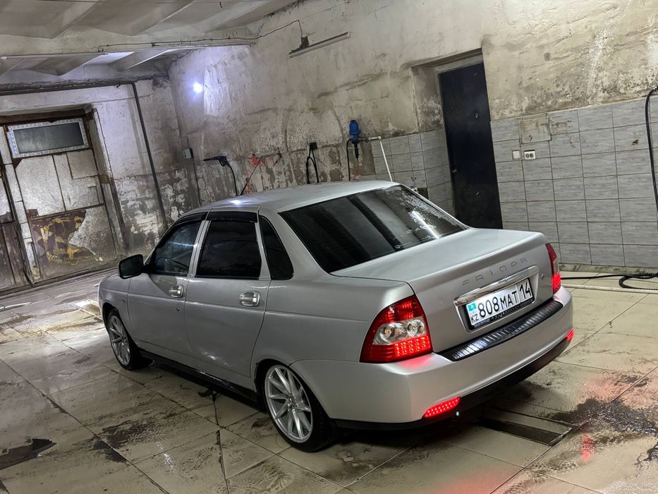 Продам приору 2013 года