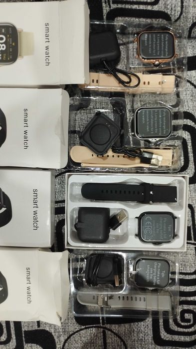 Смарт часы новые продам за 5500