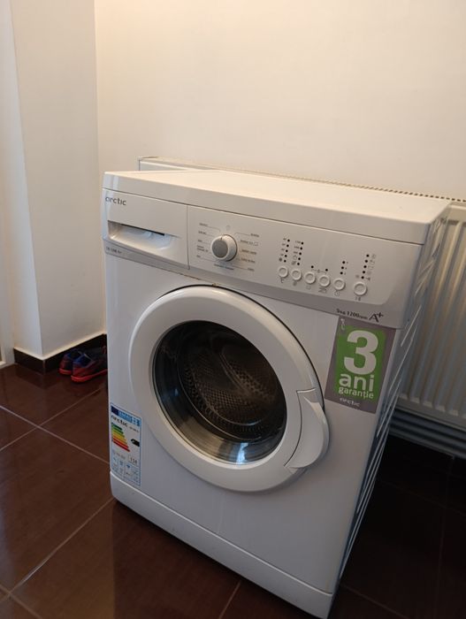 Mașină de spălat rufe Artic
