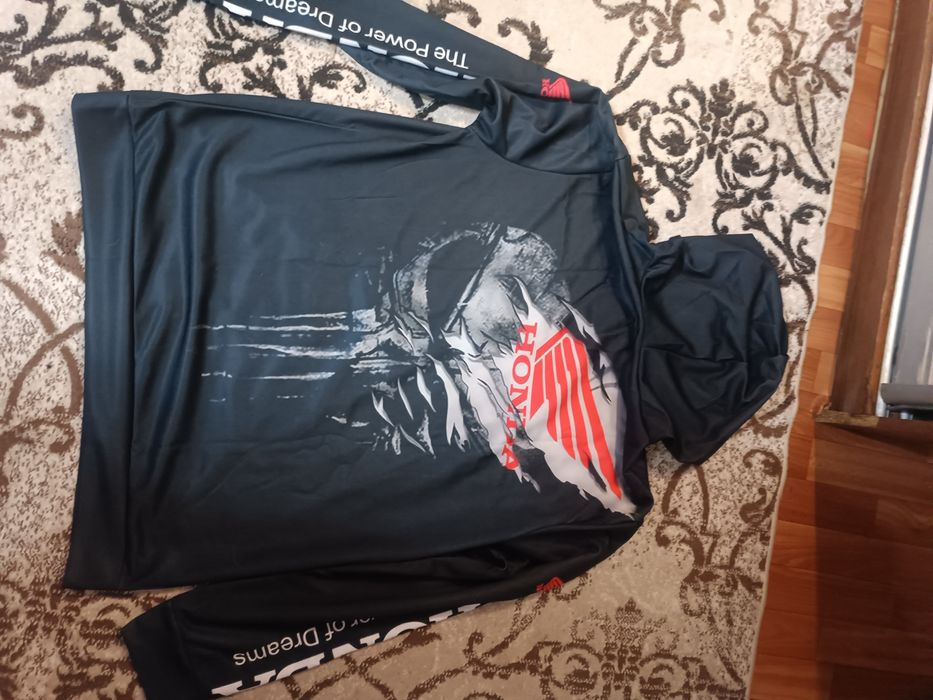 Продам мастерку.