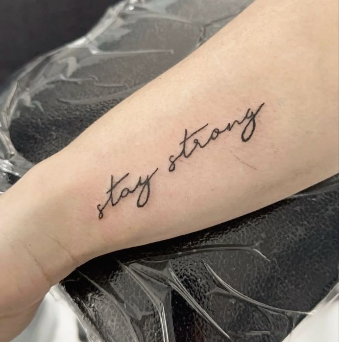 Tatuaje Fine Line – Câmpia Turzii | prețuri accesibile