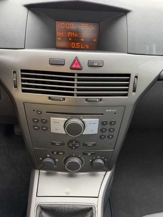 Opel Astra 1.4 Бензин 90 к.с.