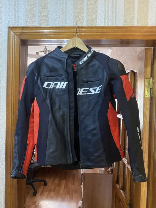 МотоКуртки Dainese