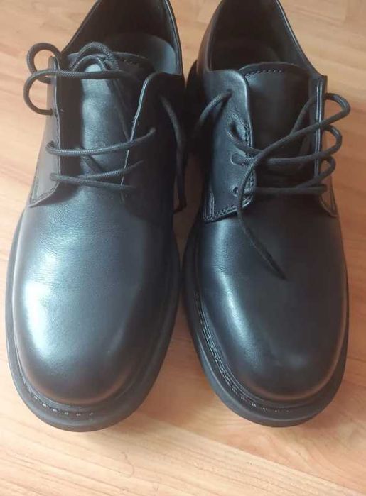 Pantofi eleganți din piele Zara Man