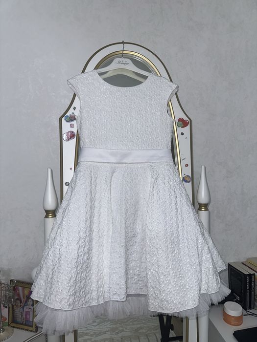 Платье для девочки белое