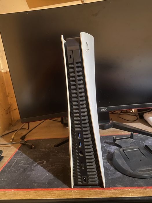 PlayStation 5 Disc + God of War Ragnarök