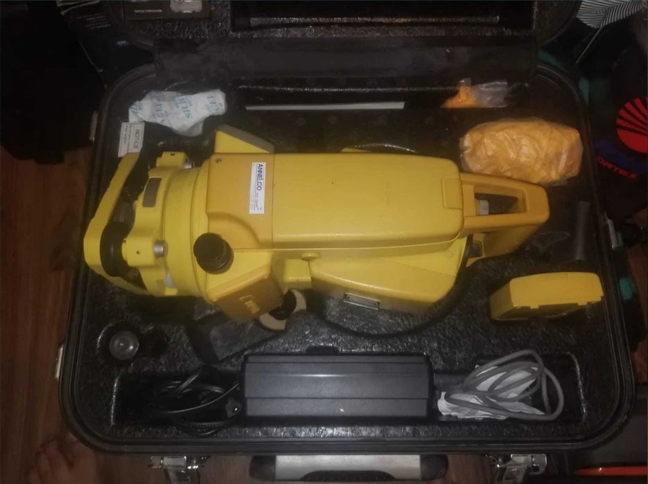 Statie totală topcon