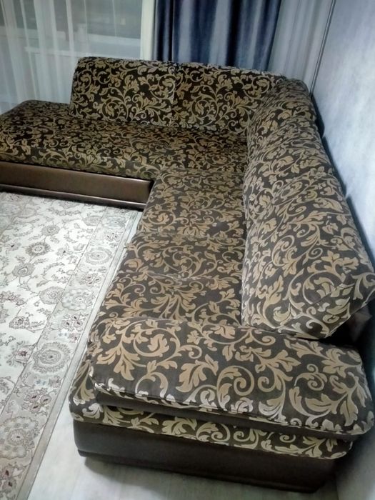 Диван продам срочно торг