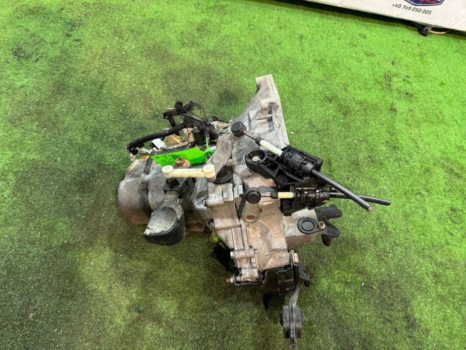 Cutie de viteze manuala 5+1 peugeot 208 [an 2013] 1.4 hdi diesel motor: 8hp, dv4c; tip: bvm5, cp