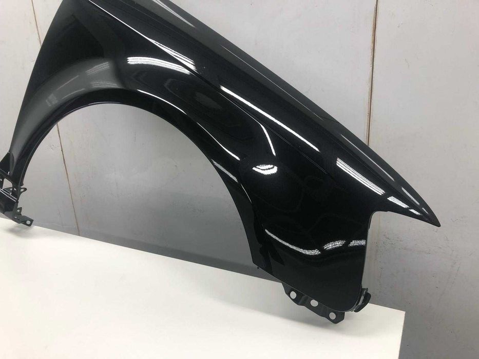 Aripa Fata Dreapta Audi A3 8P An 2008-2012 (LZ9Y (Negru))