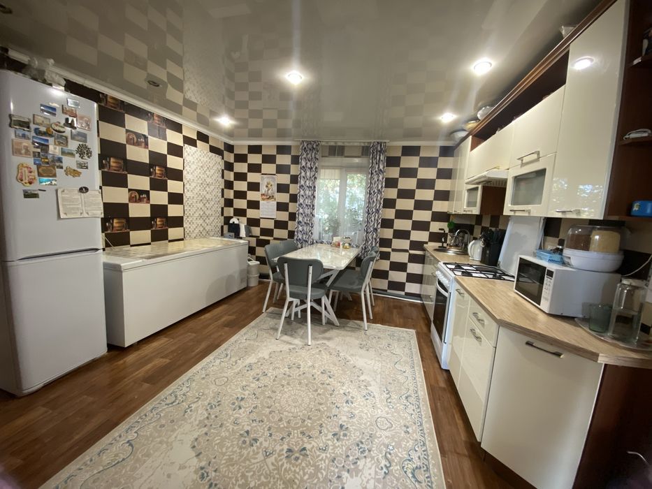 Дом с мебелью и техникой