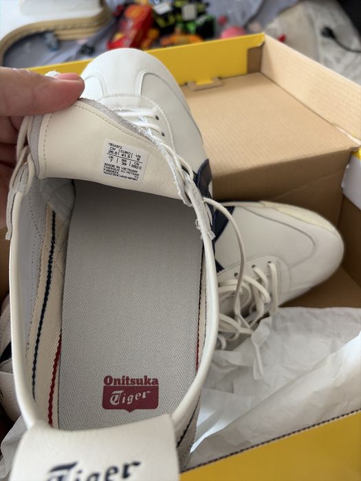 Обувь, крассовки