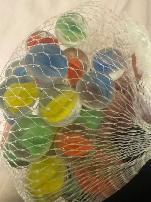 Стъклени топчета, подходящи за колекция или игра