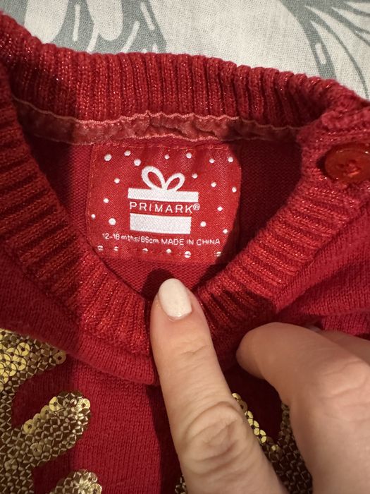 Коледни дрешки за момиче - 5 рокли и 2 пуловера