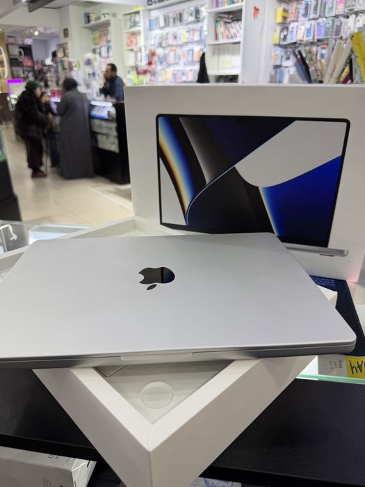 Macbook Pro 14 M1 pro 16 512GB 87%