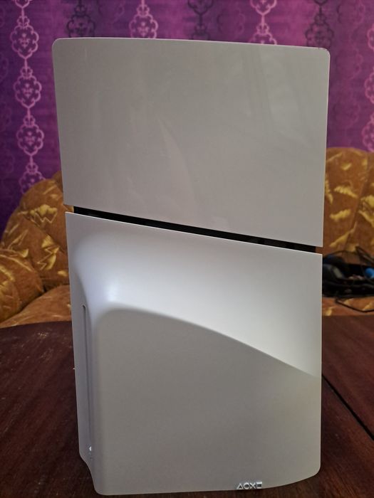 Playstation 5 Slim (Disc Edition)