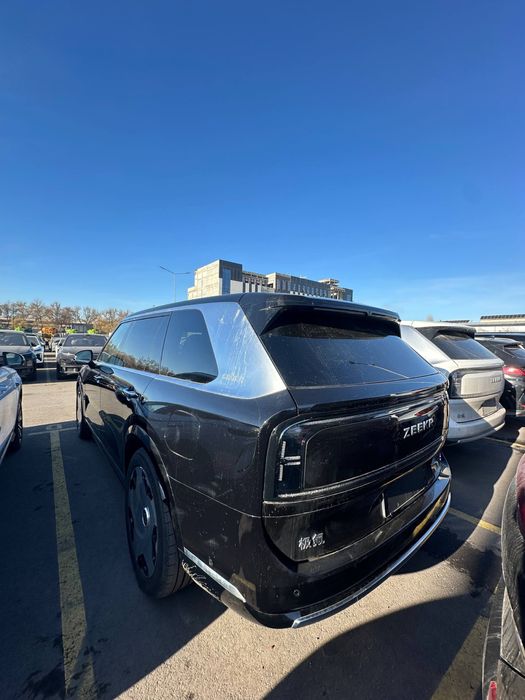 Zeekr 9x ultra 2025