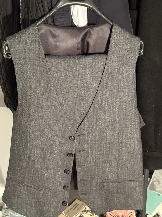 костюм в отличном состоянии