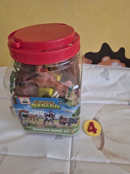 Занимателни играчки - цени по снимка и в коментари