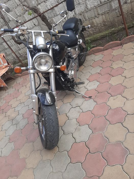 Suzuki vz800-marauder