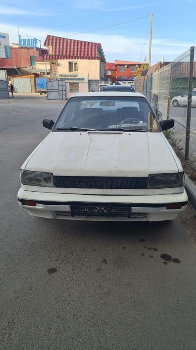 Nissan bluebird  1988