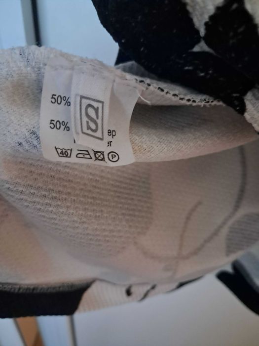 Дамска рокля с щампа на цветя