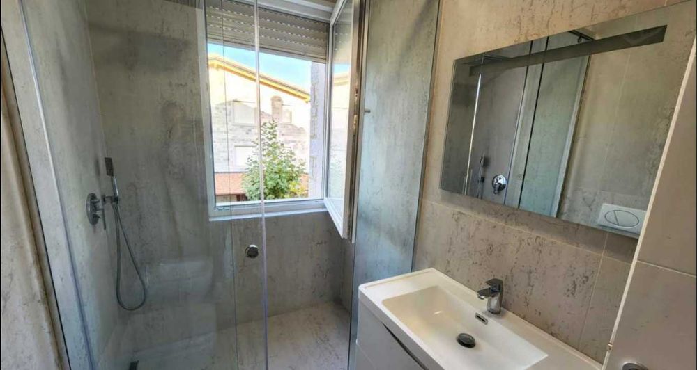 Продава се Тристаен апартамент в София, Център - 100 кв.м за 1700 €/кв.м - Снимка #11