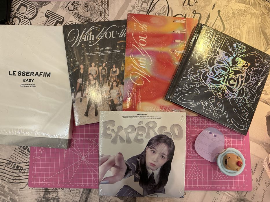 K-pop альбомы (twice, le sserafim, ive)