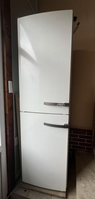 Combină Frigorifică Premium Miele