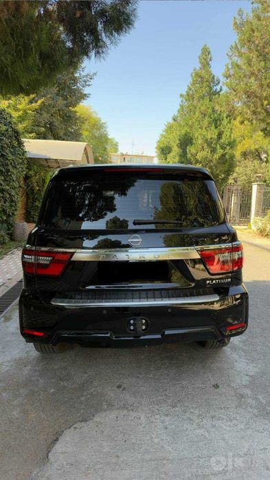 Продаётся Nissan Patrol в отличном состоянии.