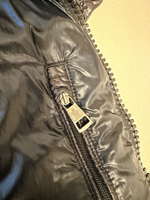 Geaca Moncler Maya - Marimea 3 - Negru lucios