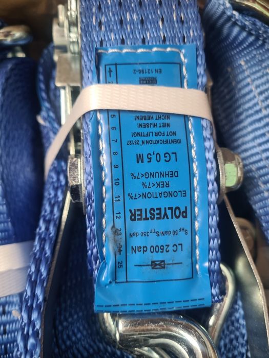 Centuri chingi cu crichet  lemne ancorare marfa tir camion