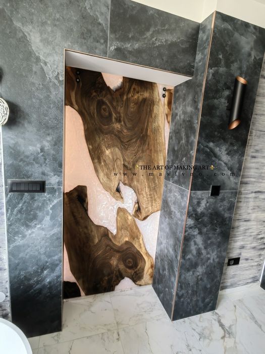 Трапезна маса от естествено дърво с епоксидна смола