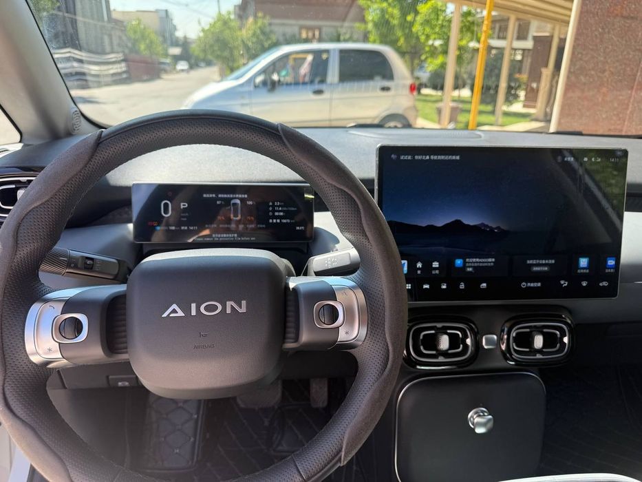 GAC Aion UT 2025 sotiladi, holati ideal, kam yurgan