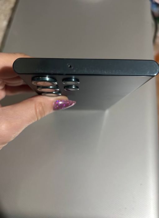 Продам Samsung Galaxy s22 ultra